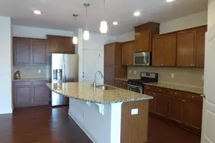 207 Alamosa Pl, Cary, NC 27519 - Photo 4