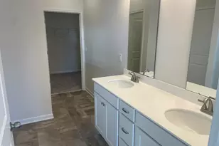 140 E American Marigold Dr, Benson, NC 27504 - Photo 8