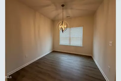 140 E American Marigold Drive, Benson, NC 27504 - Photo 8