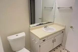 3401 Whitford Ct, Raleigh, NC 27606 - Photo 10