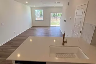 2018 Oakdale Dr, Durham, NC 27703 - Photo 8