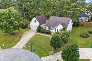 1325 Eagle Eye Ct, Fuquay Varina, NC 27526 - Photo 4