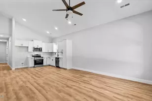 1181 Flora Ave, Burlington, NC 27217 - Photo 4