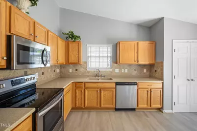 729 Golden Horseshoe Lane, Sanford, NC 27330 - Photo 16