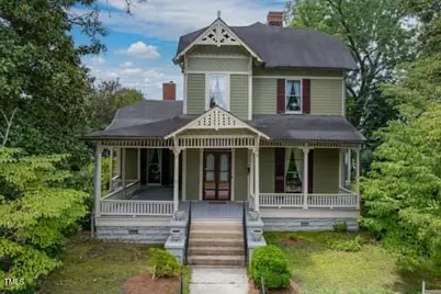 216 Chavasse Avenue, Henderson, NC 27536 - Photo 2