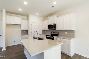 257 Pecan Vly Wy, Four Oaks, NC 27524 - Photo 8