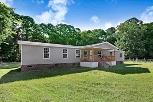 103 Rhythm Pl, Goldsboro, NC 27530 - Photo 2