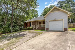 7385 Beaver Run Dr, Fayetteville, NC 28314 - Photo 2