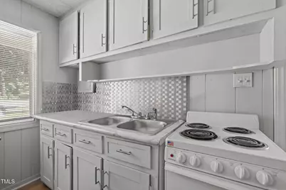 1113 Midland Terrace, Durham, NC 27704 - Photo 4