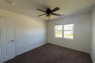 100 Dover Ct E, Sanford, NC 27332 - Photo 16