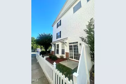 1130 Renewal #100, Raleigh, NC 27603 - Photo 8