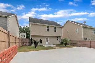 2816 Erinridge Rd, Raleigh, NC 27610 - Photo 12