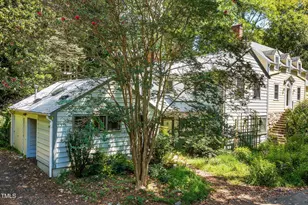 214 Spring Ln, Chapel Hill, NC 27514 - Photo 4