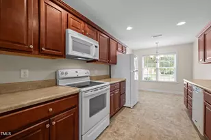 2002 Guinness Dr, Graham, NC 27253 - Photo 14