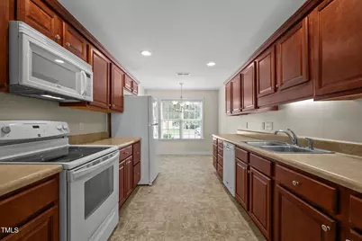 2002 Guinness Drive # 5, Graham, NC 27253 - Photo 12