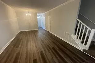 6140 Loch Laural Ln, Raleigh, NC 27613 - Photo 8