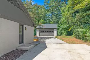 4621 Woodridge Dr, Raleigh, NC 27612 - Photo 56