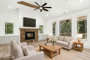 925 Lynch Rd, Selma, NC 27576 - Photo 6