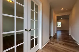 142 Wedmore Dr, Fuquay Varina, NC 27526 - Photo 2