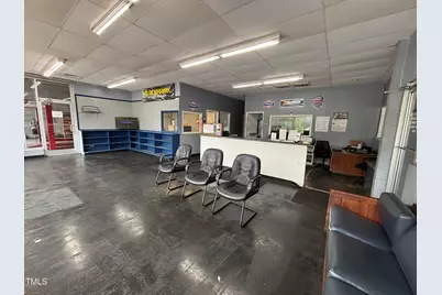 523 W Andrews Avenue, Henderson, NC 27536 - Photo 4