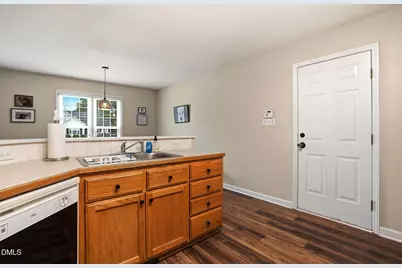 804 S Phillips Pointe Drive, Fuquay Varina, NC 27526 - Photo 12