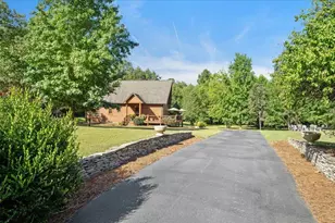 306 Lake Shore Dr, Yanceyville, NC 27379 - Photo 8