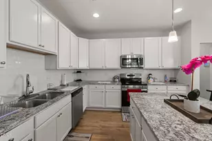 516 Barrington Row Ave, Zebulon, NC 27597 - Photo 14