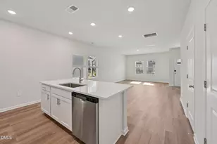 726 Chandler Stone Dr, Zebulon, NC 27597 - Photo 16