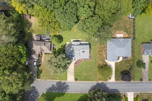 809 Brookview Dr, Elon, NC 27244 - Photo 40