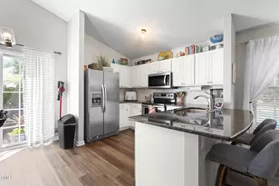 107 Checker Ct, Apex, NC 27502 - Photo 10