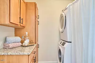 1121 Raynor St, Durham, NC 27703 - Photo 14