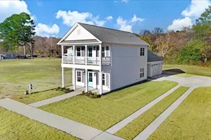 503 E 1st St, Princeton, NC 27569 - Photo 38