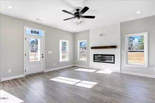 503 E 1st St, Princeton, NC 27569 - Photo 10