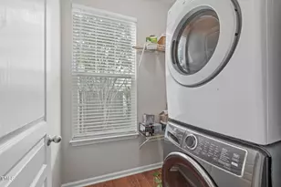 412 Stobhill Ln, Holly Springs, NC 27540 - Photo 24