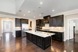 104 Bailey Park Ct, Cary, NC 27513 - Photo 8