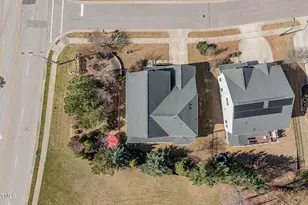 104 Bailey Park Ct, Cary, NC 27513 - Photo 2