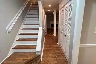 10 Willow Bridge Dr, Durham, NC 27707 - Photo 2