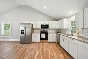 414 N Cypress St, Wendell, NC 27591 - Photo 10