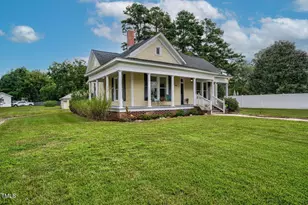 206 W Blalock Rd, Lucama, NC 27851 - Photo 2