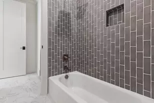 202 Georgetown Rd, Raleigh, NC 27608 - Photo 46