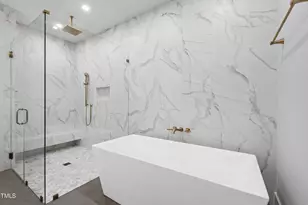 202 Georgetown Rd, Raleigh, NC 27608 - Photo 40