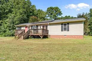 319 S Currie Dr, Sanford, NC 27330 - Photo 8