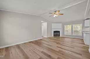 206 Woodside Rd, Greenville, NC 27834 - Photo 4