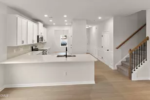 302 Ambassador Dr, Clayton, NC 27520 - Photo 6