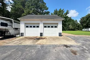 2229 Lizard Lick Rd, Zebulon, NC 27597 - Photo 6