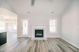 123 Maple Dr, Erwin, NC 28339 - Photo 4