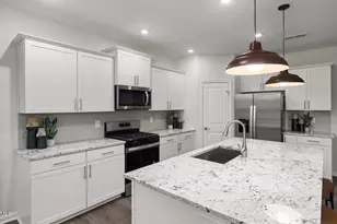 3216 Pelican Ln, Durham, NC 27703 - Photo 4