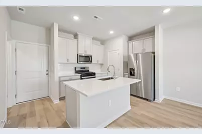 730 Chandler Stone Drive, Zebulon, NC 27597 - Photo 2