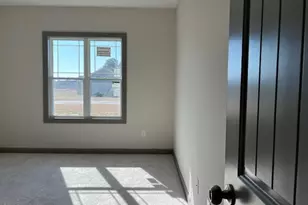 105 Lynn Ln, Selma, NC 27576 - Photo 8