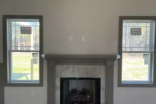 105 Lynn Ln, Selma, NC 27576 - Photo 4